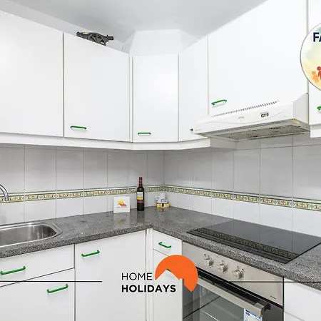 別荘 #047 Families Only - Almond Tree By Holidays *