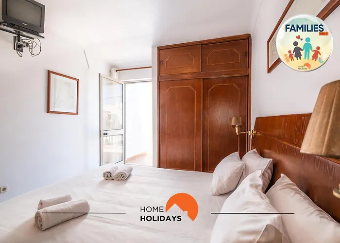 #047 Families Only - Almond Tree By Holidays Albufeira